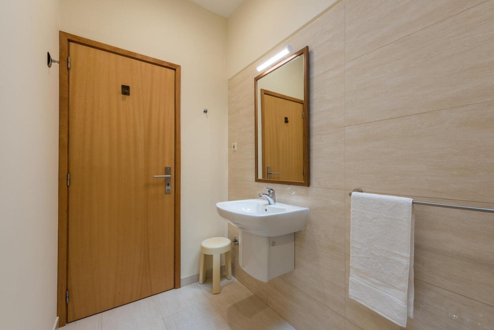 ポルトGuestready - Warm Cocoa Retreat In Cedofeitaアパートメント エクステリア 写真